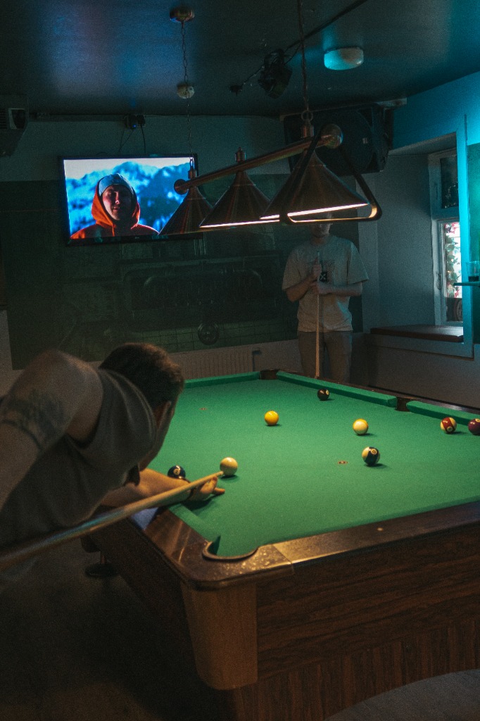 Poolspil i gang